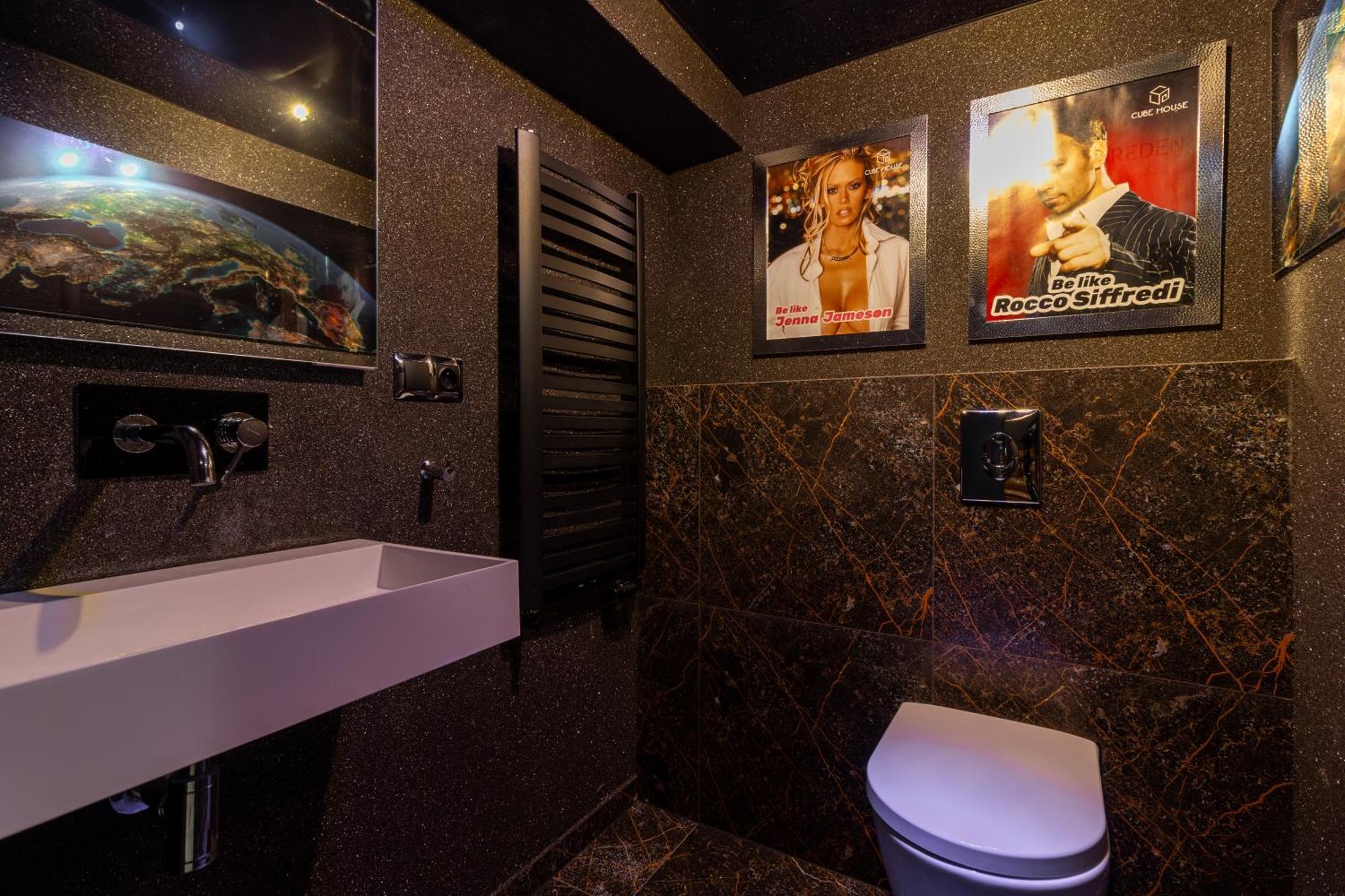 Villaer Housecube, Bar , Prywatne Kino, Bilard , Luxus Wrocław